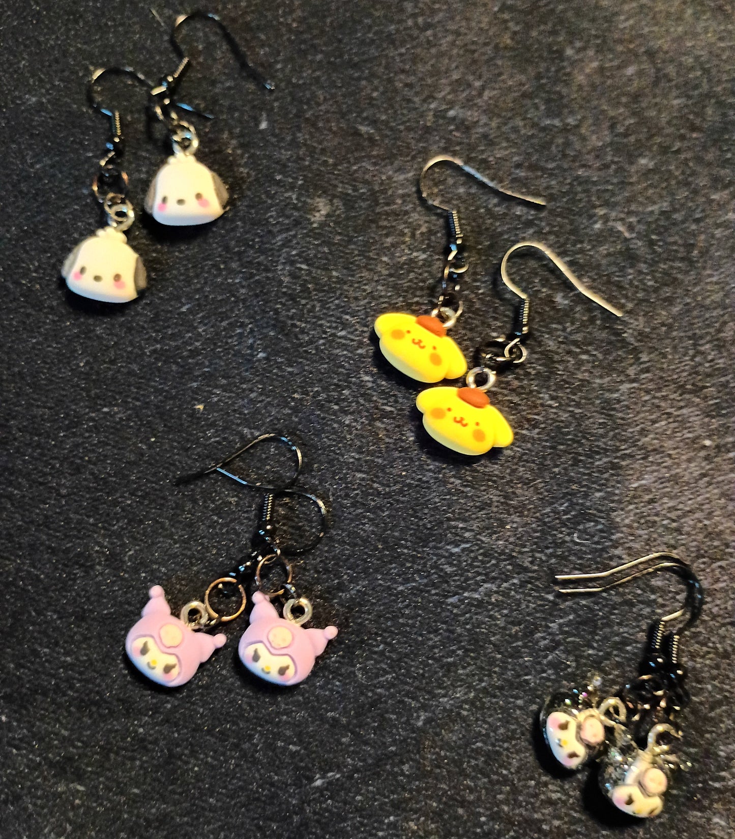 Jewelry: Kitty's Friends Earrings