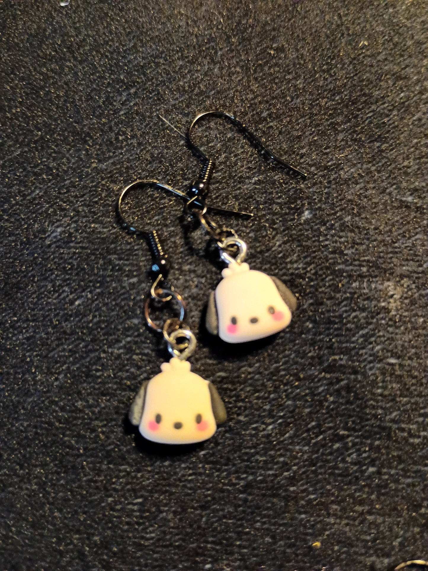 Jewelry: Kitty's Friends Earrings