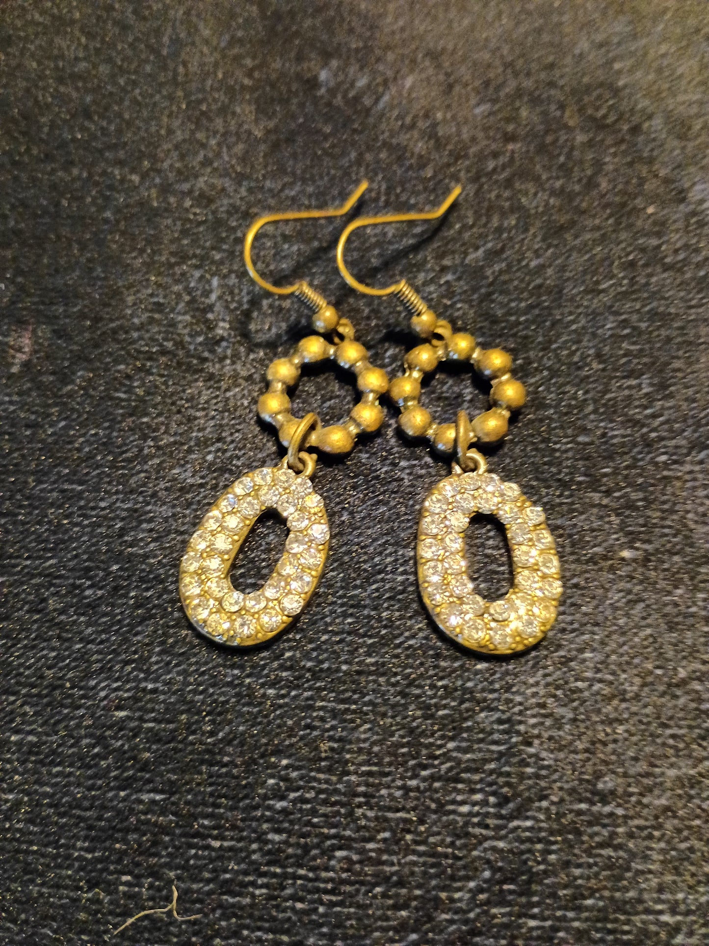 Jewelry: Misc Earrings