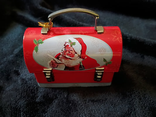 Curiosities: Coca Cola Mini Metal Lunchbox