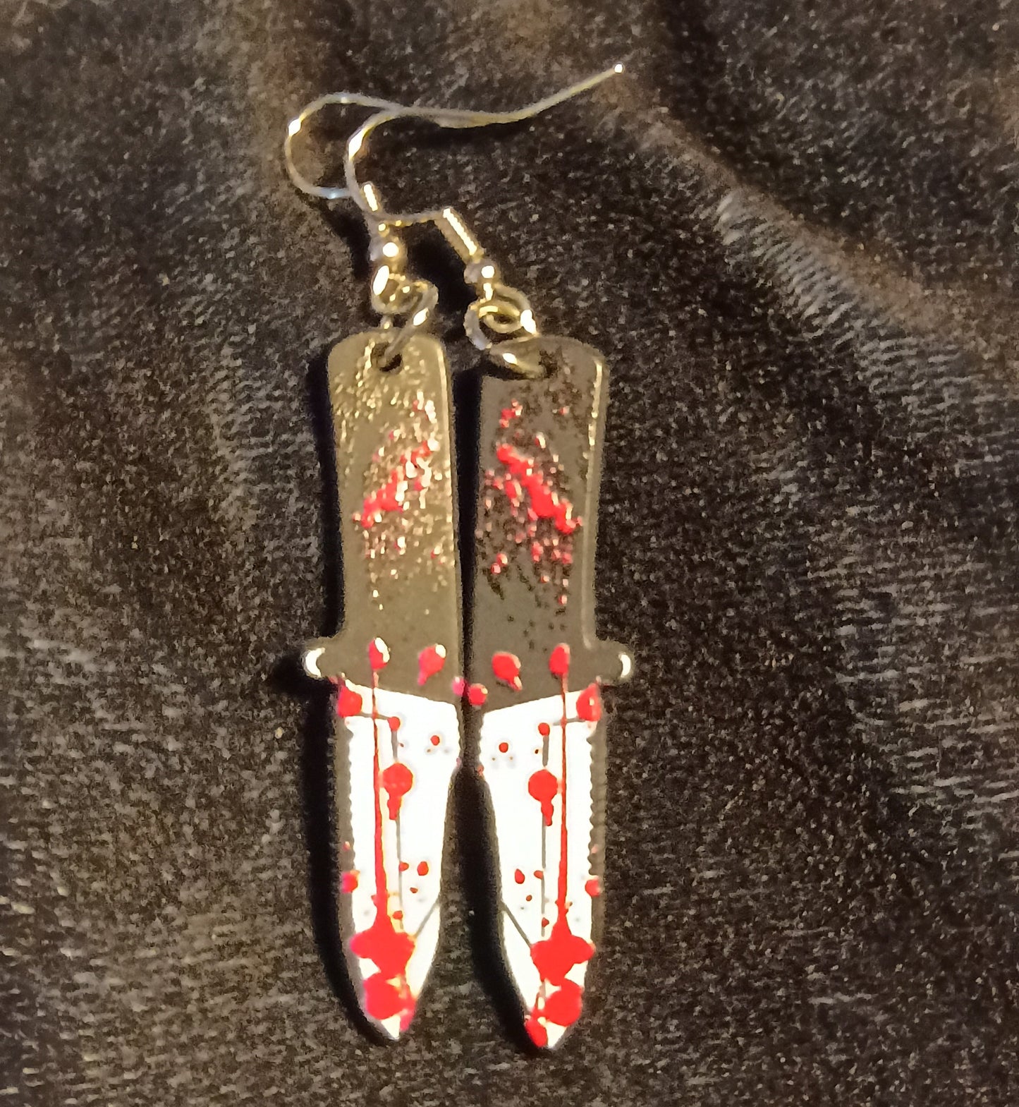 Jewelry: Weapon Earrings