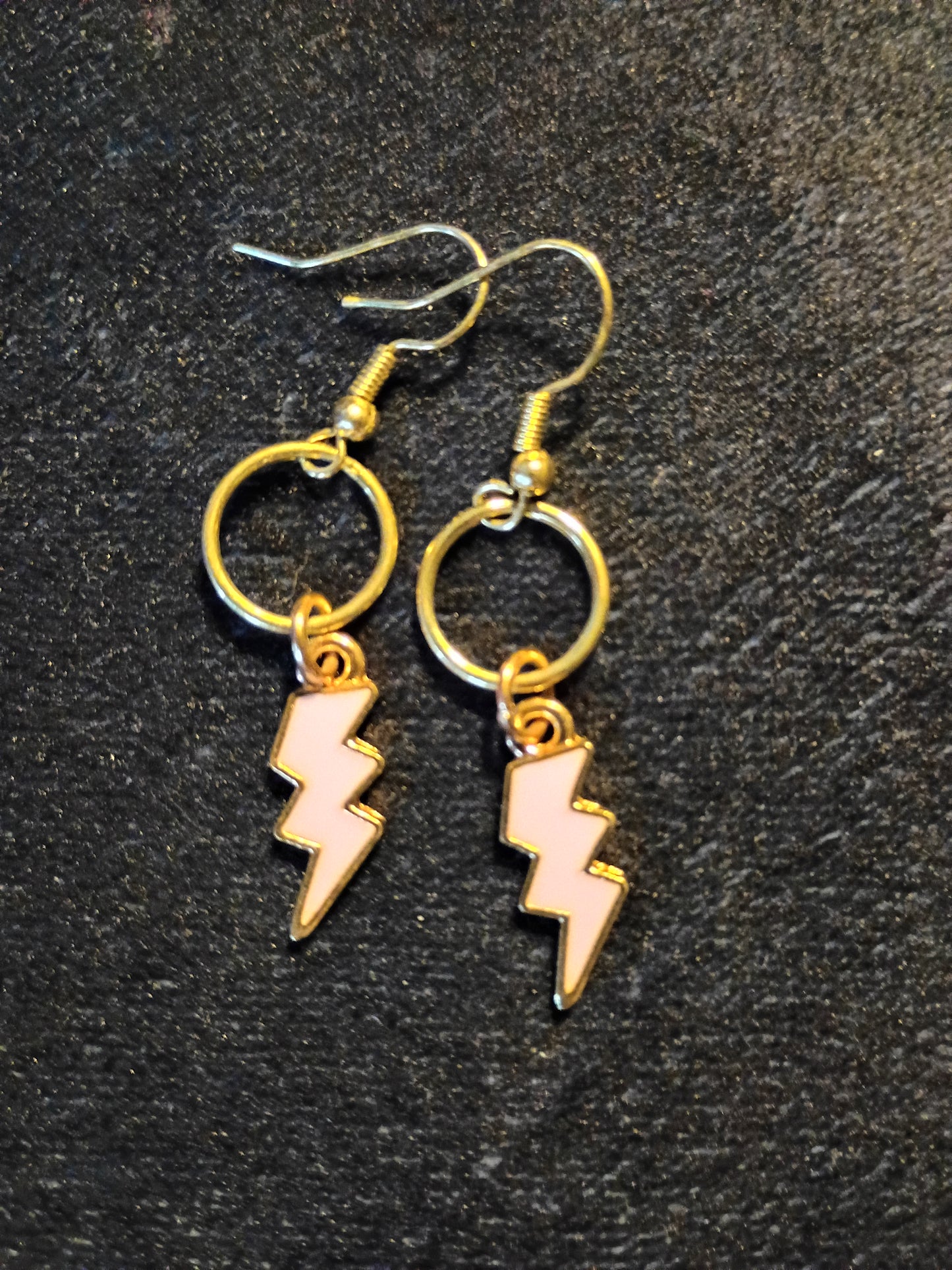 Jewelry: Misc Earrings