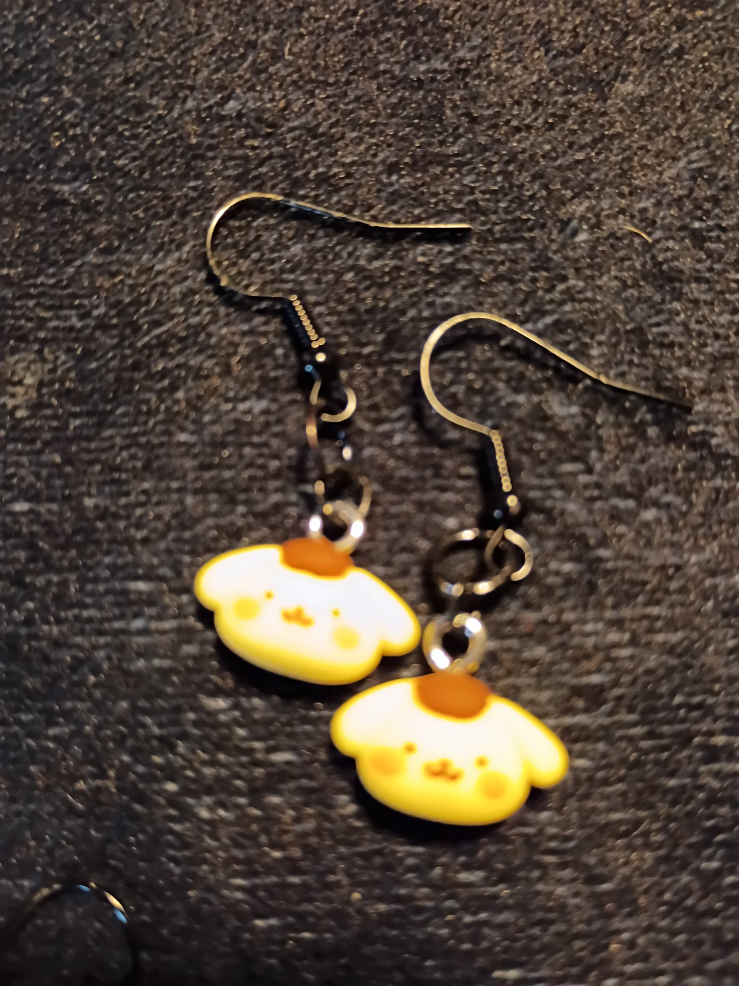 Jewelry: Kitty's Friends Earrings