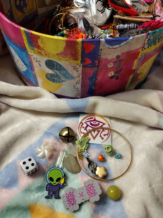 Cryptid Cache Lucky Game
