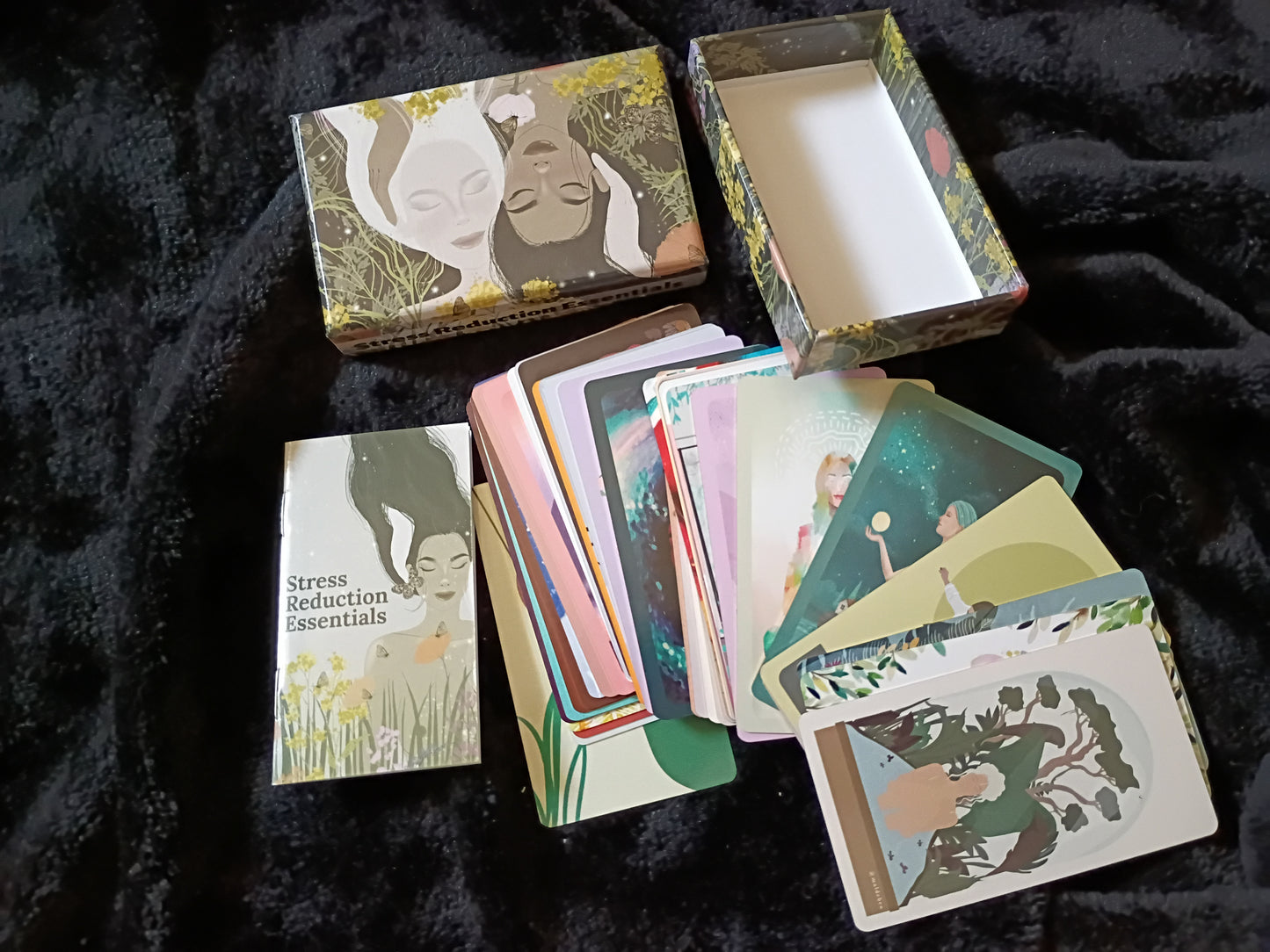 Divination: Stress Reduction Essentials Oracle Deck